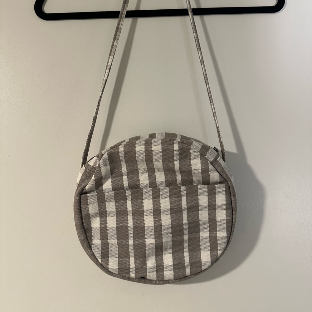 NWOT adjustable Baggu circle bag